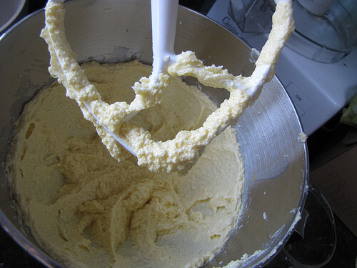 Curdled mixture with eggs